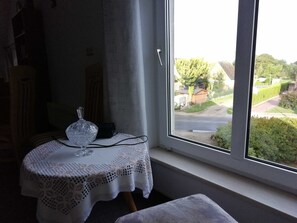 Interior - Holiday apartment Timmermann, Garden side - Ferienwohnungen Timmermann, 25128 (Bunde)