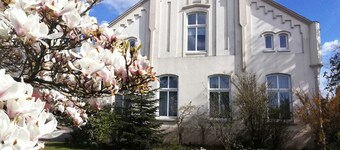 Holiday apartment Timmermann, Garden side - Ferienwohnungen Timmermann, 25128