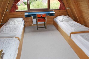 2 Schlafzimmer, Reisekinderbett, WLAN