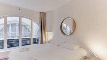 2 dormitorios, tabla de planchar con plancha, wifi gratis y ropa de cama