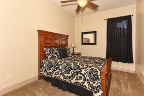 2 chambres, fer et planche à repasser, lit parapluie, Wi-Fi