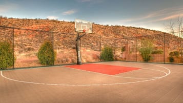 Sport court