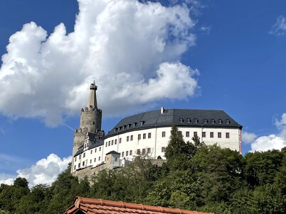 Zur Altstadt - Am Fuße der Osterburg - Gaststätte, Pension, FEWO