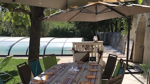 Terrace/patio - Manoir le Bout du Pont (Huisseau-sur-Cosson)