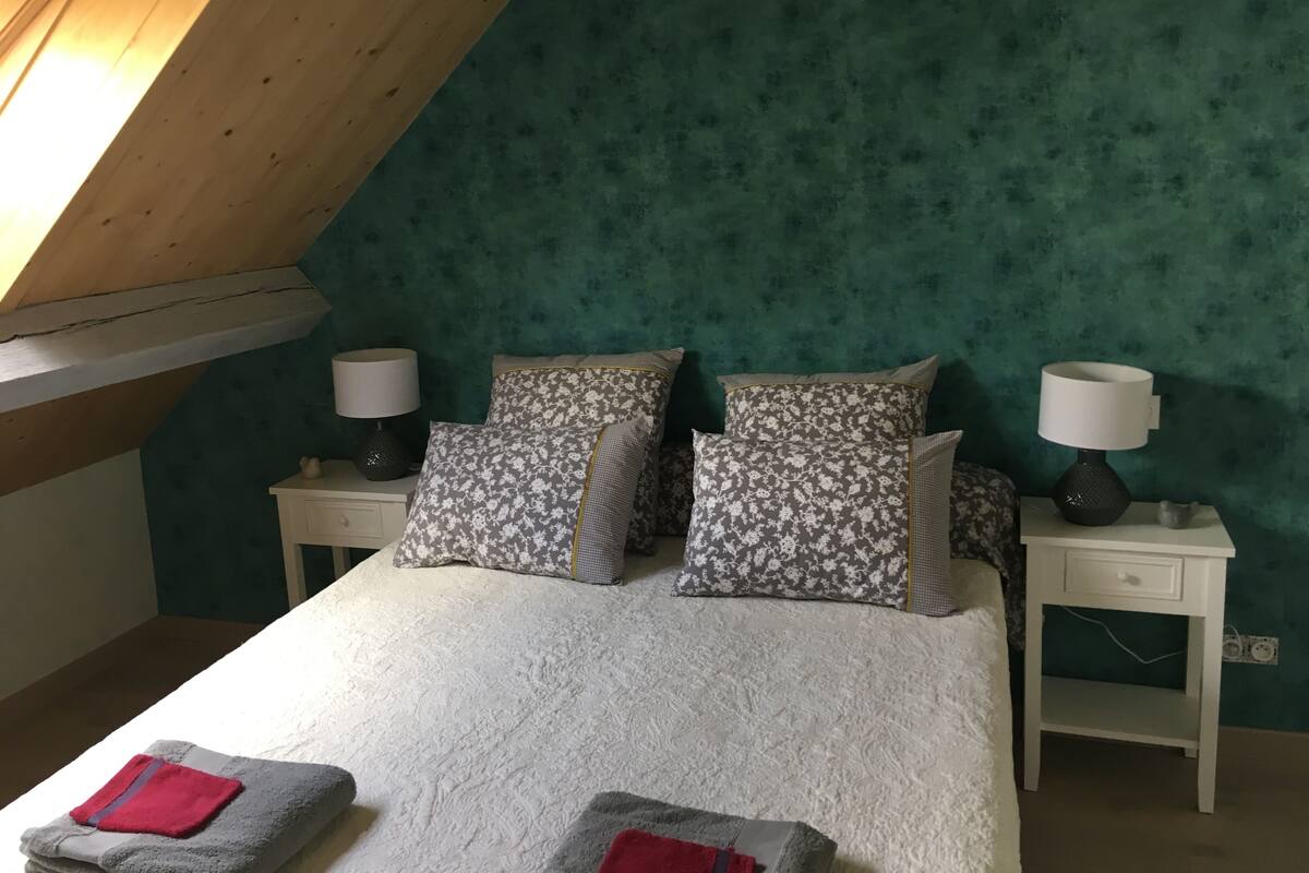 Duplex (Chardonneret) | 1 bedroom, desk, soundproofing, iron/ironing board (on request)