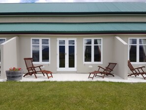 Lakeview Interconnect Rooms - Grasmere High Country Bed & Breakfast Lodge (Lake Pearson)