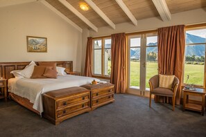 Room, Accessible, Lake View | Premium bedding, in-room safe, individually decorated