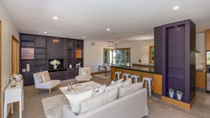 Luxury House, 5 Bedrooms, Garden View | Living area - Bond Estate Luxury Accommodation (Christchurch)