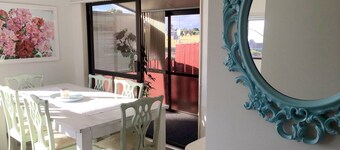 Sunny Holiday Home Near the Beach