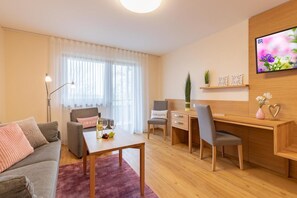 Flat-screen TV - Gaestehaus Grabner (Bad Fuessing)