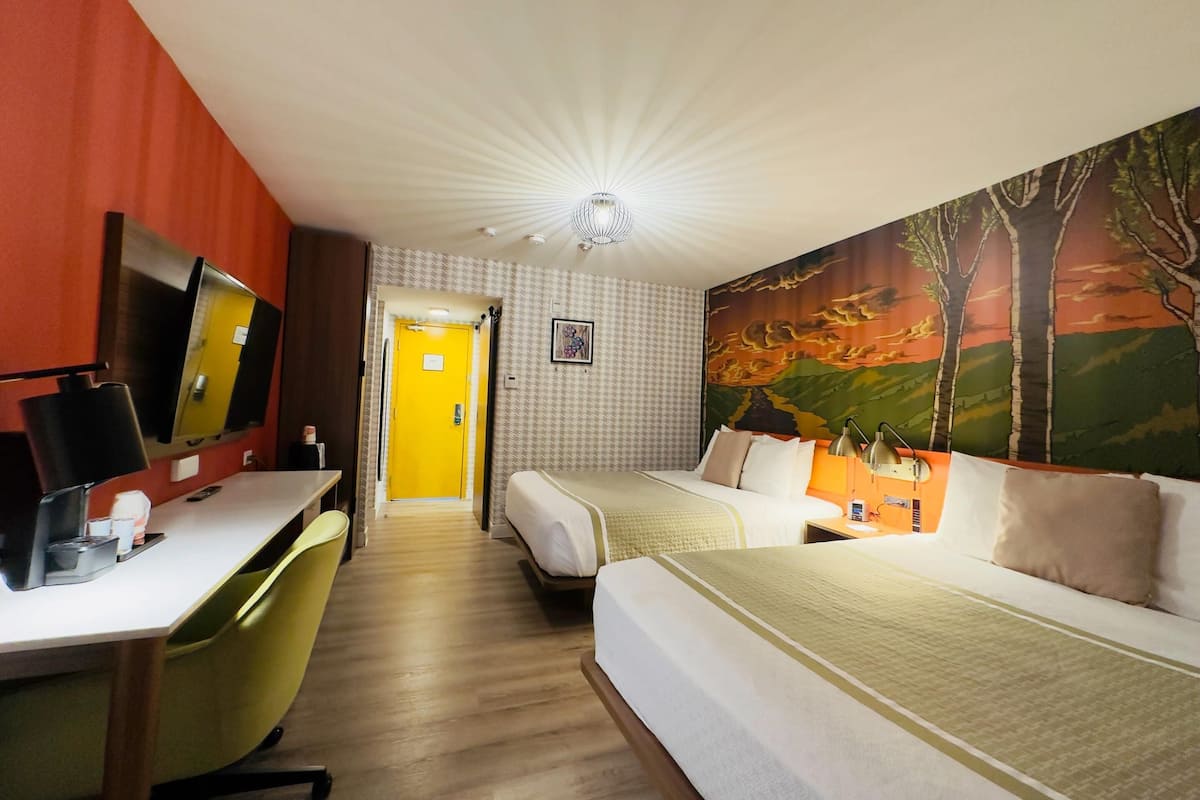 Standard Room, 2 Queen Beds, Non Smoking