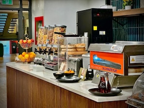 Free daily continental breakfast