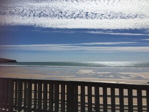 Sun-loungers, beach towels