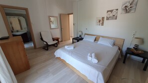 4 bedrooms, iron/ironing board, WiFi, bed sheets -    LIVING IN NATURE VILLA 200 m2.,4 bed 3 baths in 12.000 m2 field.  (Kalogria)