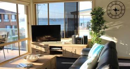 Caseys Beach Holiday Unit