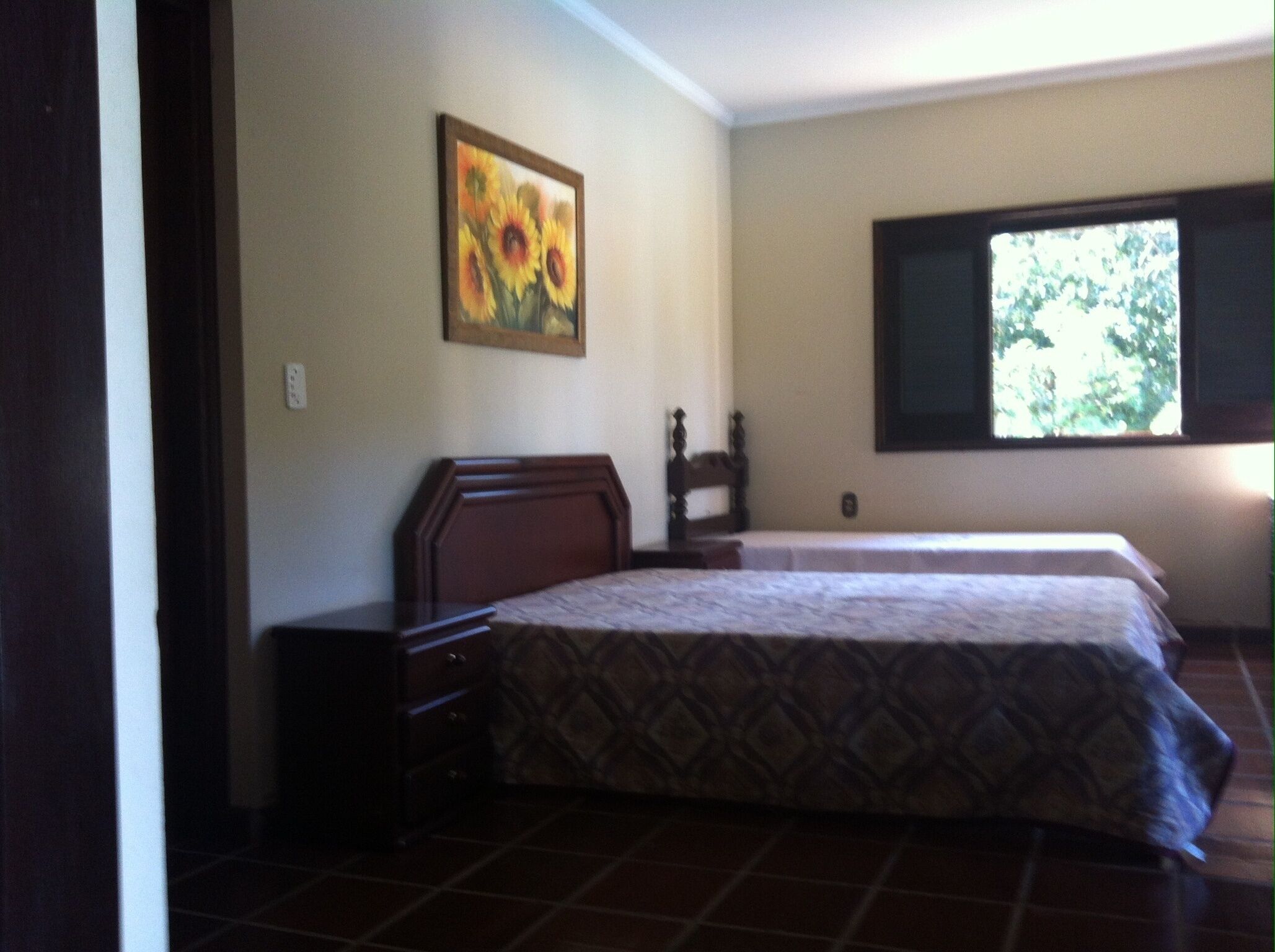 6 quartos, acesso para cadeiras de rodas