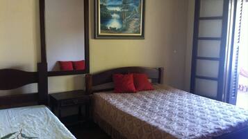 6 quartos, acesso para cadeiras de rodas