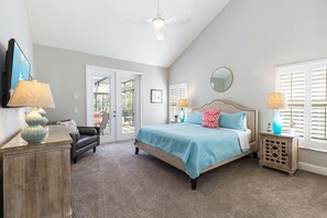 7 habitaciones, tabla de planchar con plancha, wifi y ropa de cama