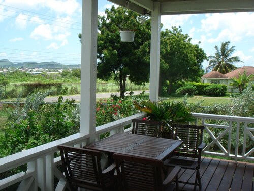 Cottage for rent near Dickenson bay beach