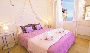 8 bedrooms, iron/ironing board, WiFi, bed sheets - Villa Als Marmarei, soul relaxing infinity.  (IOULIS)