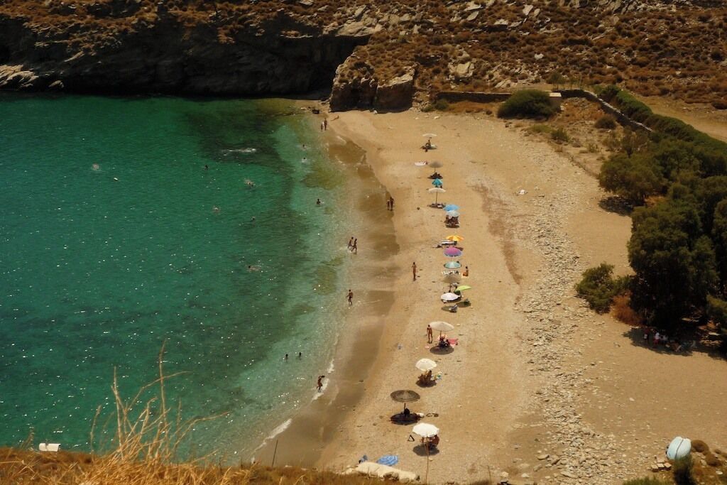 Beach nearby, sun loungers