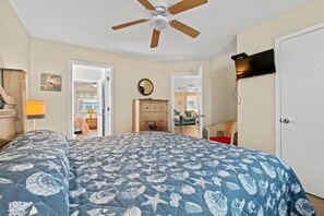 4 bedrooms, iron/ironing board, Internet - Spacious and Secluded Cottage 59G in the Heart of Myrtle Beach's Shore Drive (Myrtle Beach)