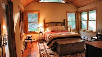 4 bedrooms, free WiFi, bed sheets