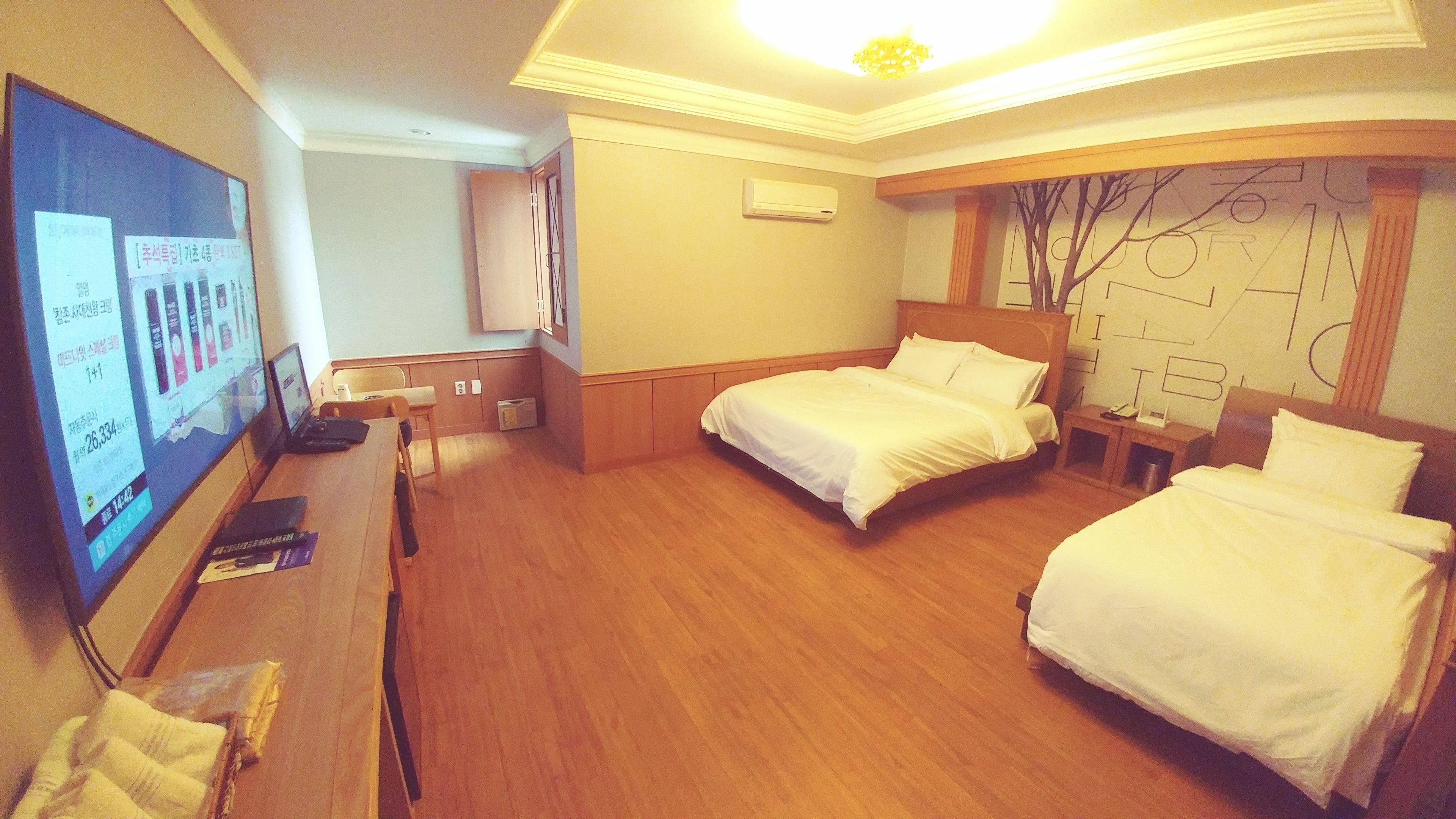 premier room, multiple beds | free wifi, wheelchair access