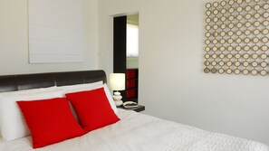 5 chambres, fer et planche à repasser, accès au Wi-Fi (inclus)