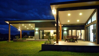 The Ridge - Gloucester
 Perfect for family or group getaways. 