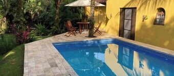 Casa confortevole con piscina a Guaratuba Beach, sulla costa nord di San Paolo