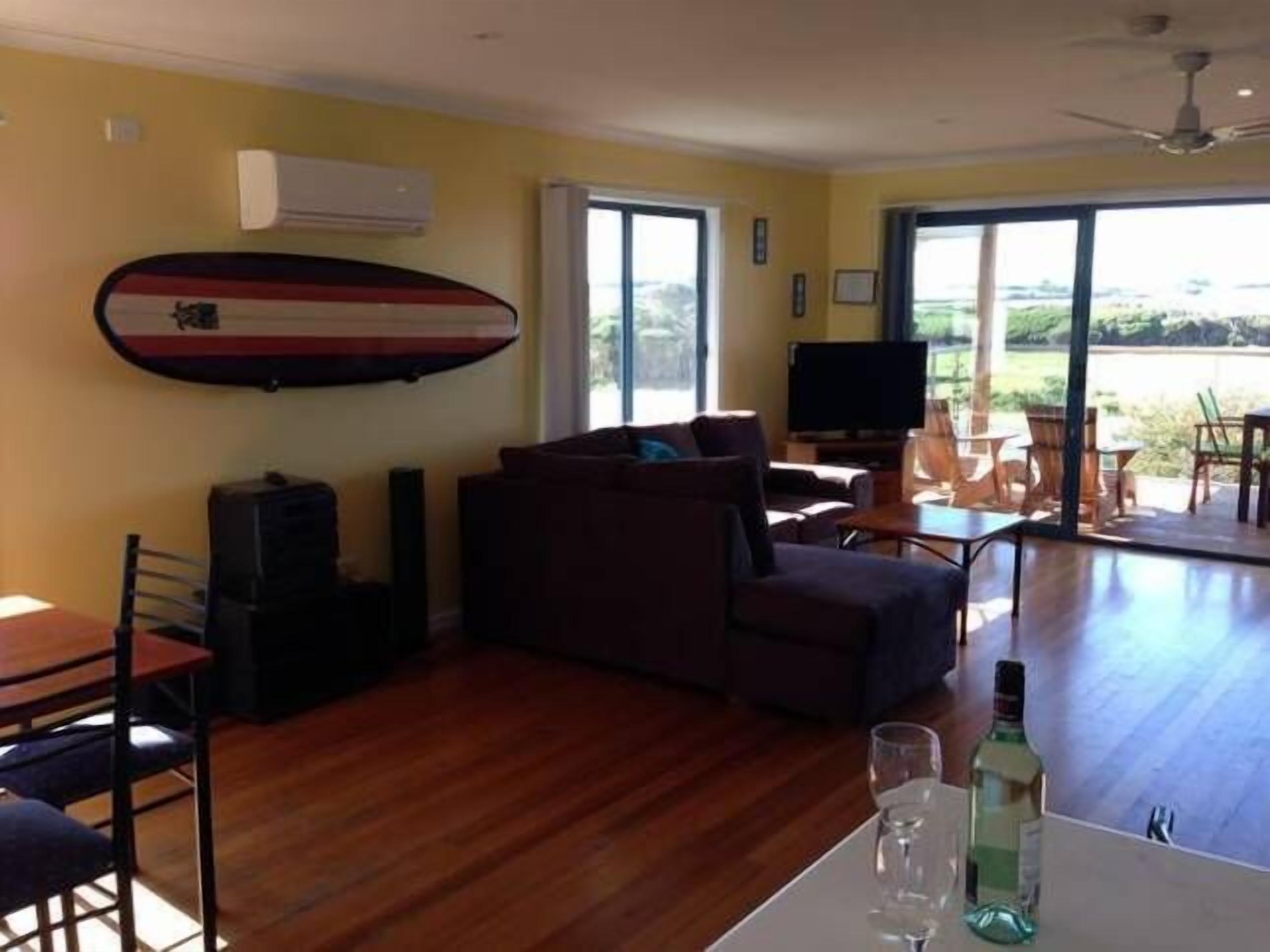 Smart-TV, Stereoanlage