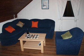 公寓 (Vinia) | 起居区 | 平板电视