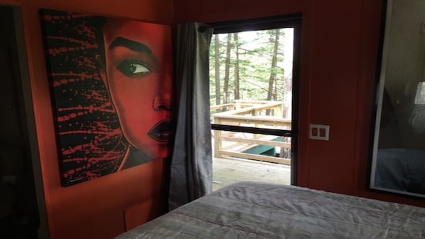 1 bedroom, iron/ironing board, bed sheets
