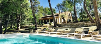 Maison avec piscine privée en Provence 