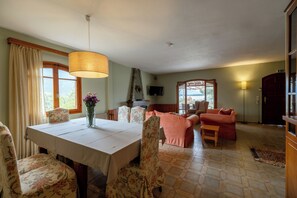 Interior - Seafront cottage with orchard and garden (Drosia)