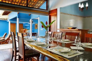 تناول الطعام