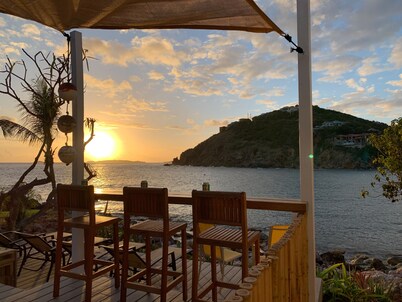 Pet friendly. Kayak, paddle board, snorkel, or hike to the beach.