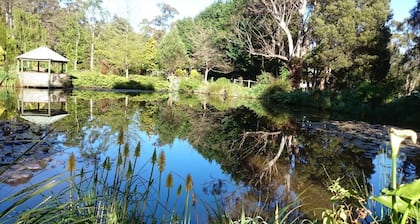 ALTONA GARDEN RETREAT