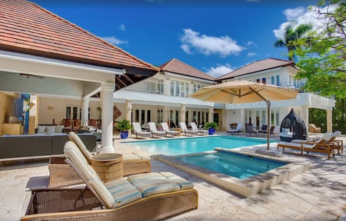 High standard luxury villa