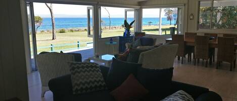 Smart TV, fireplace, video games, DVD player