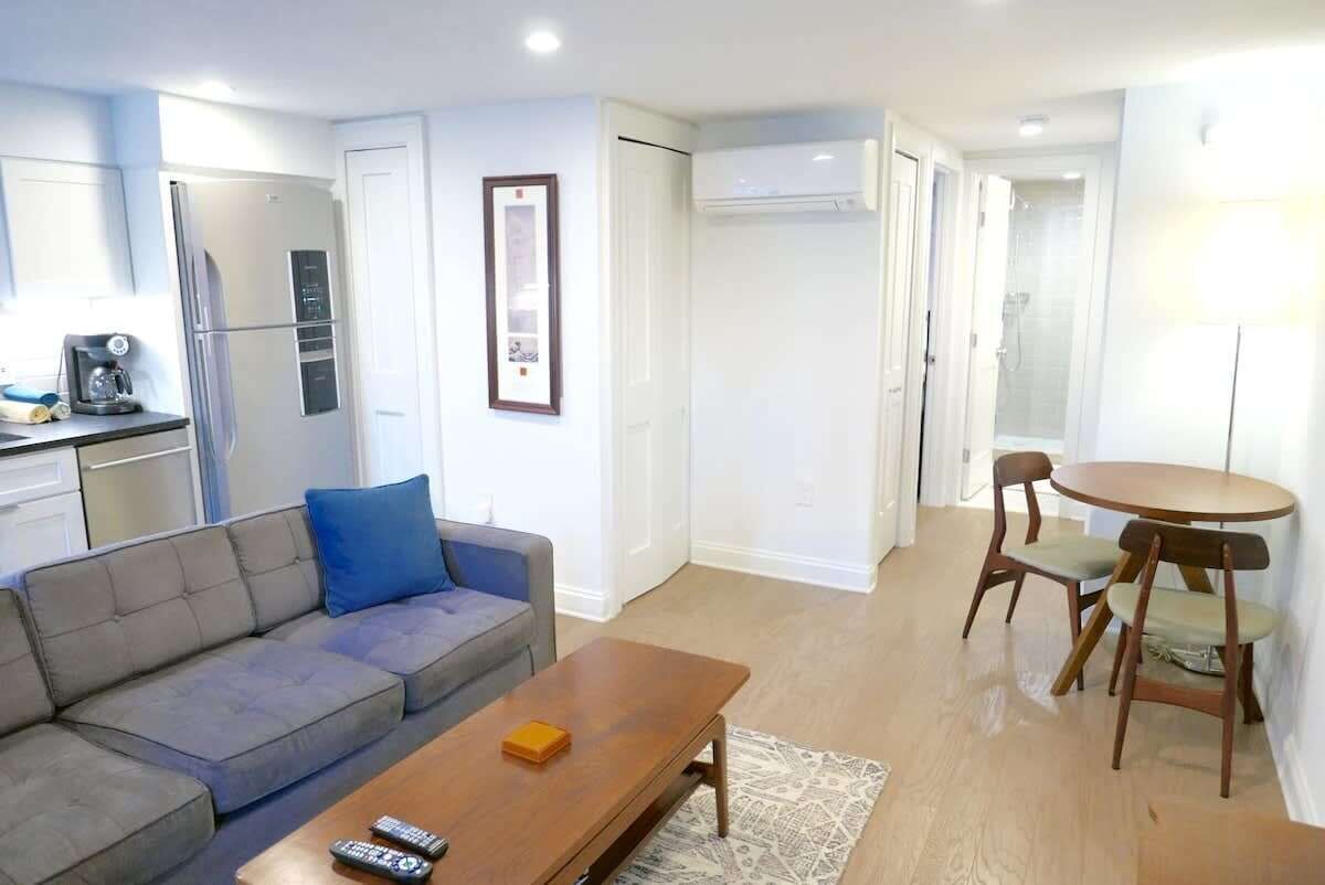 Historic Shaw/LeDroit Park Gem ~ 1 Bedroom on U St!