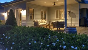 A covered patio area with a sofa, chairs, and a table. - Marden Meadows - Luxury home in Kangaroo Valley (Kangaroo Valley)