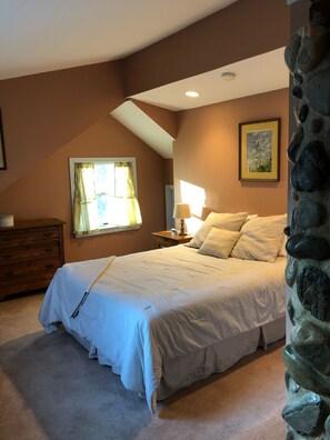 2 bedrooms, in-room safe, iron/ironing board, travel cot