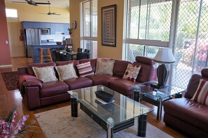 Smart TV, fireplace, Netflix, DVD player