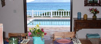 Great Value! Mainstay Villa @ Elsie Bay. Ocean Front! Rent as a 1, 2, or 3 BR