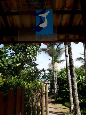 Enceinte de lâhĂ©bergement