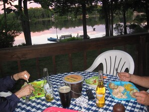 Outdoor dining - Lakefront Cabin w/ Private Beach, Dock, AC, 4 Boats, Sauna (Tobyhanna)