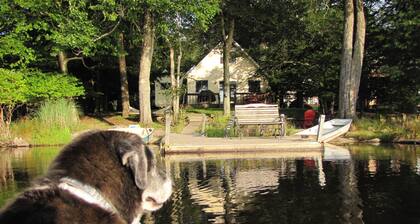 Lakefront Cabin w/ Private Beach, Dock, AC, 4 Boats, Sauna