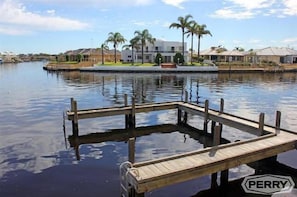 Marina - Waterside Canal Dreams (Mandurah)